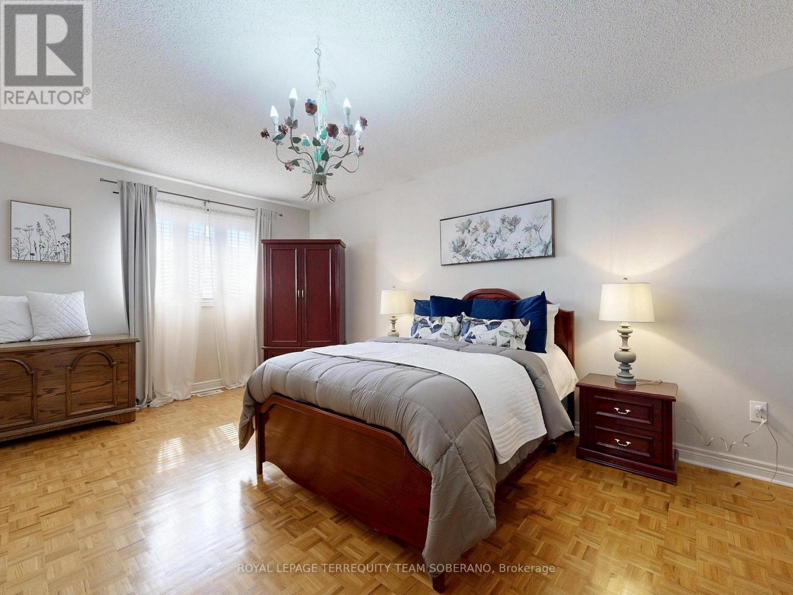 












29 MONTEREY ROAD

,
Vaughan,




Ontario
L4H1W3

