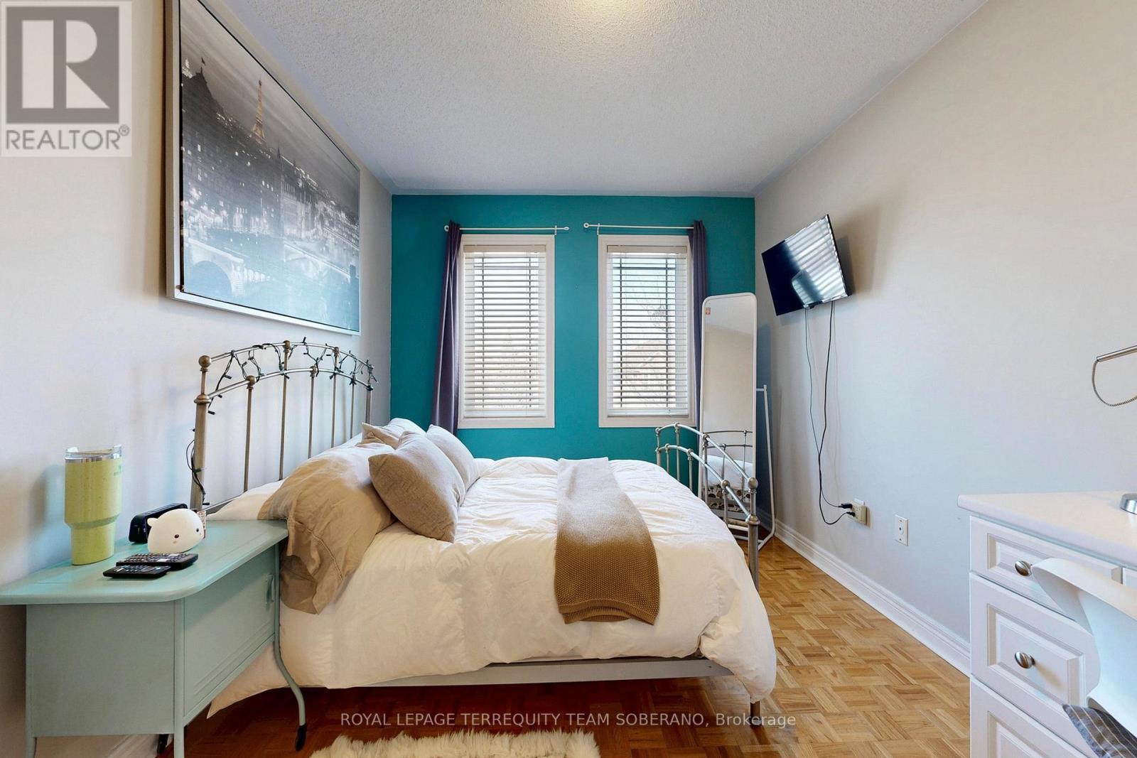 












29 MONTEREY ROAD

,
Vaughan,




Ontario
L4H1W3

