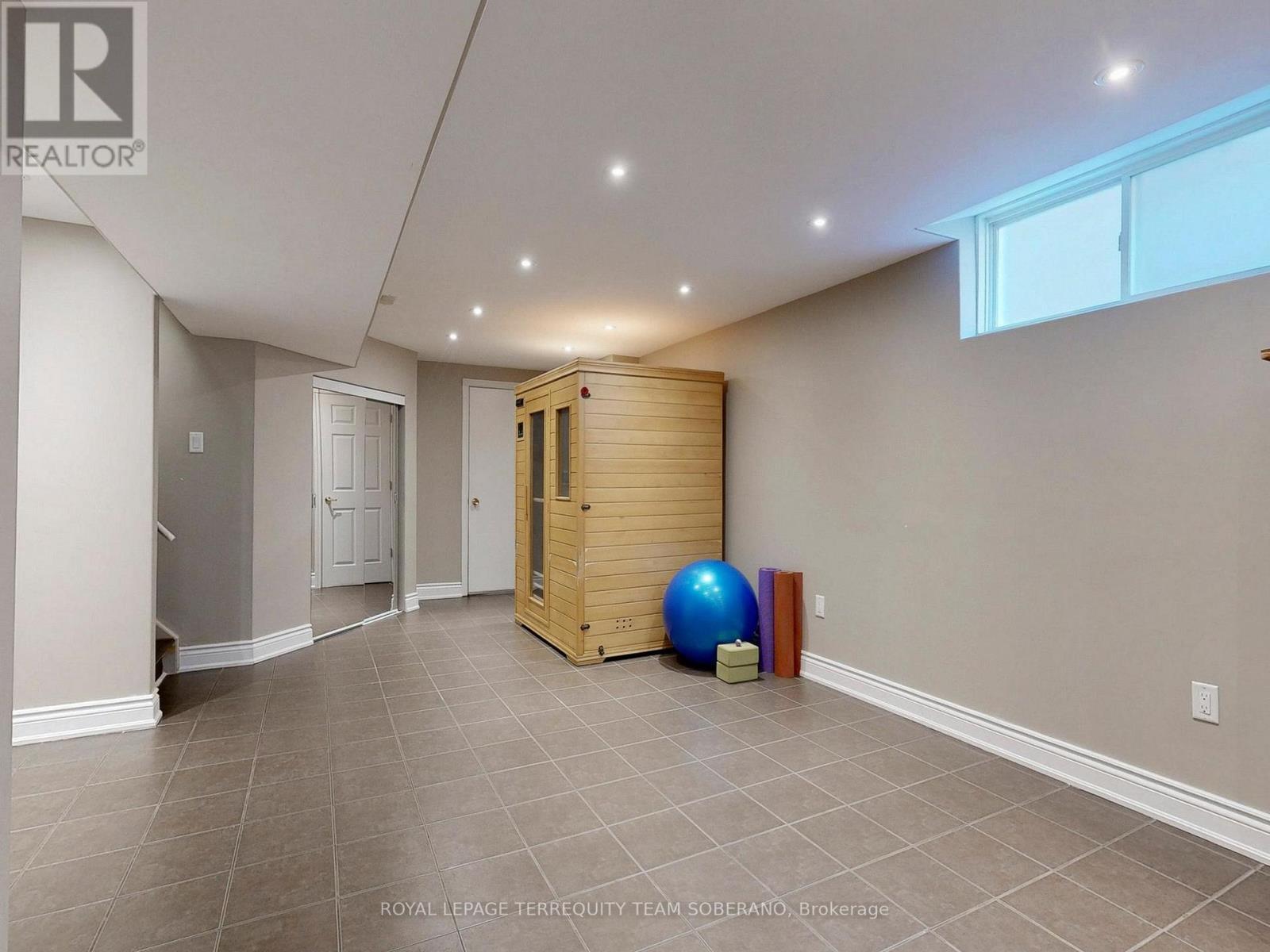 












29 MONTEREY ROAD

,
Vaughan,




Ontario
L4H1W3

