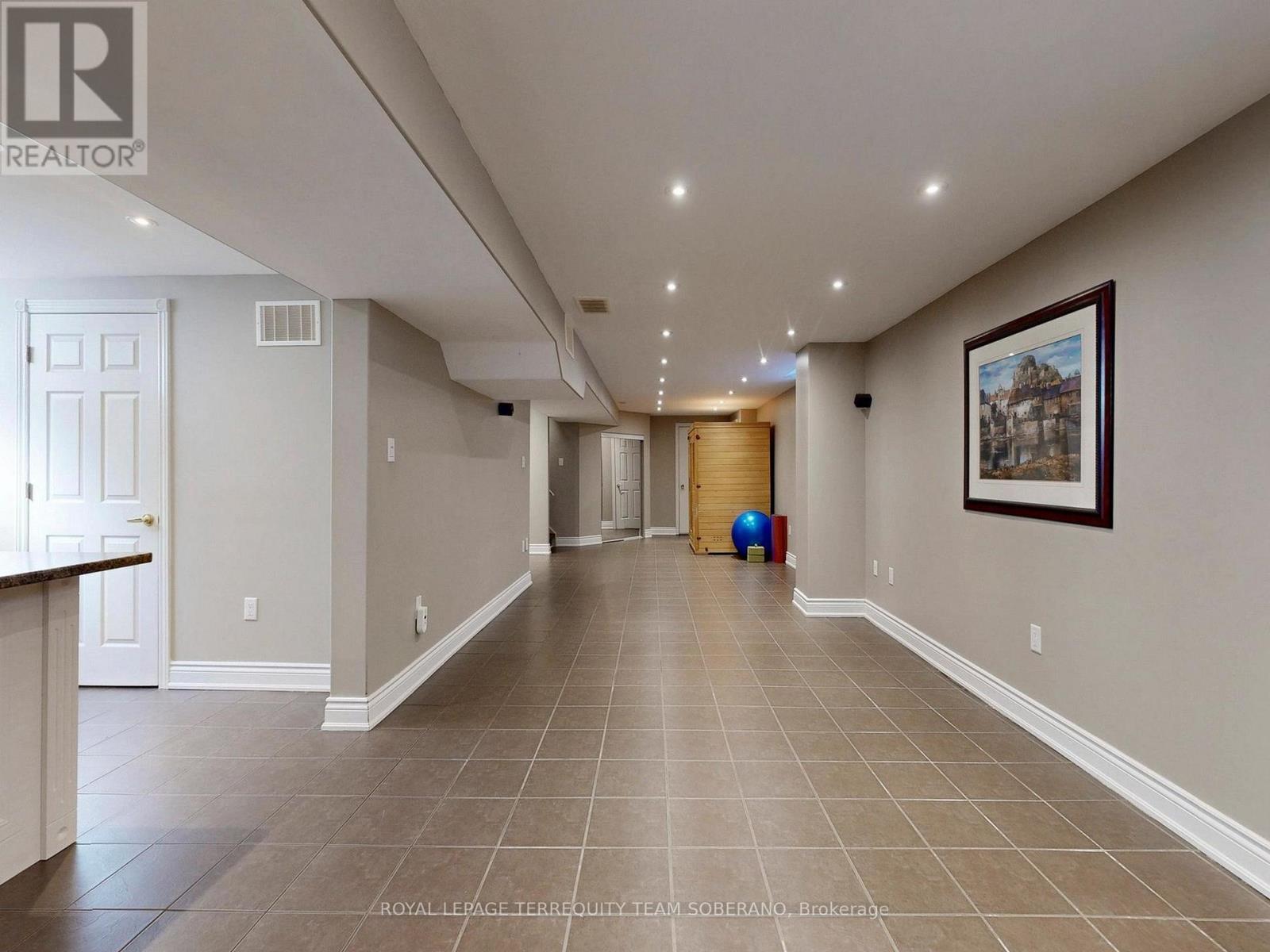 












29 MONTEREY ROAD

,
Vaughan,




Ontario
L4H1W3

