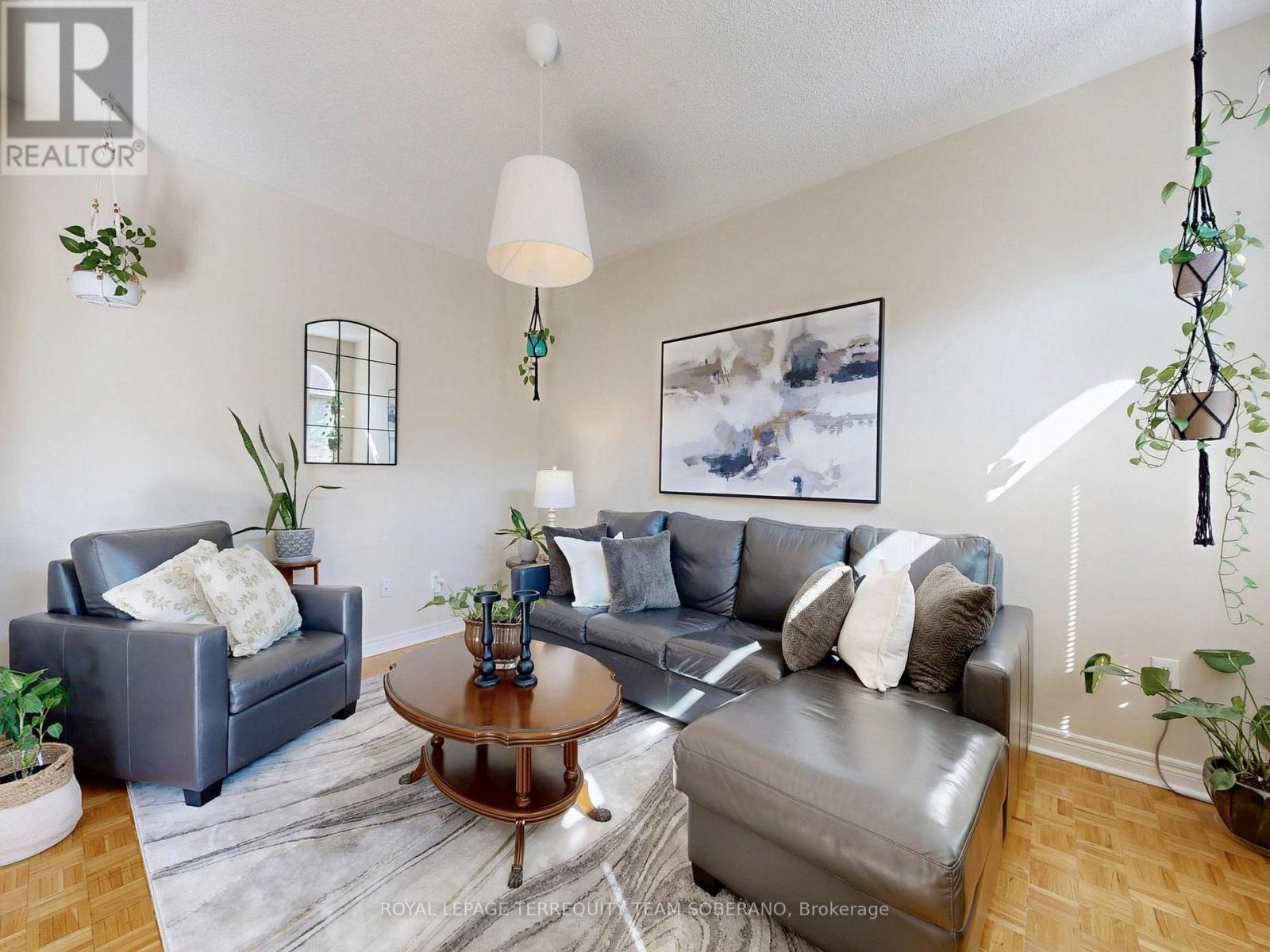 












29 MONTEREY ROAD

,
Vaughan,




Ontario
L4H1W3

