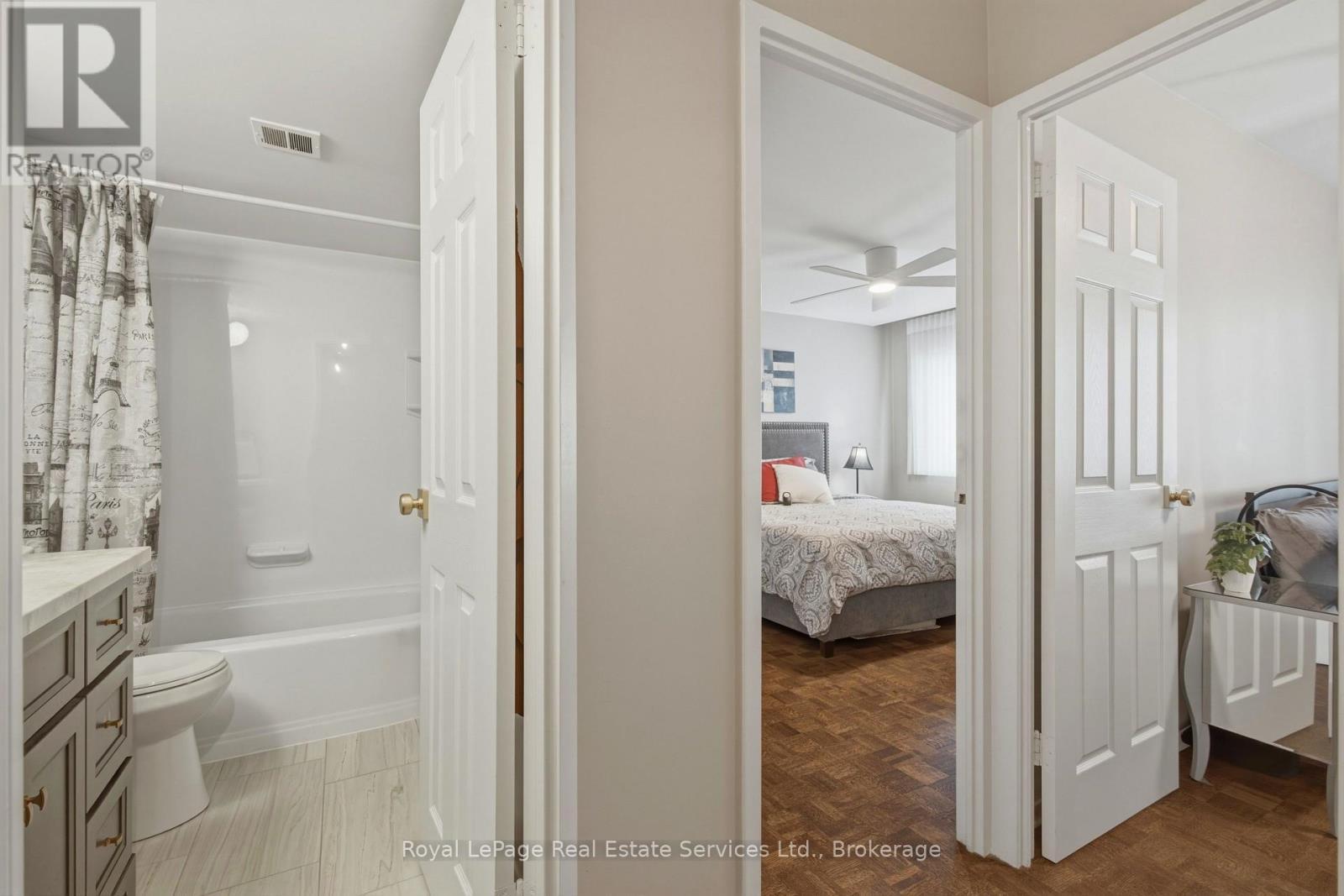 












102 - 15 TOWERING HEIGHTS BOULEVARD

,
St. Catharines (Glendale/Glenridge),




Ontario
L2T3G7

