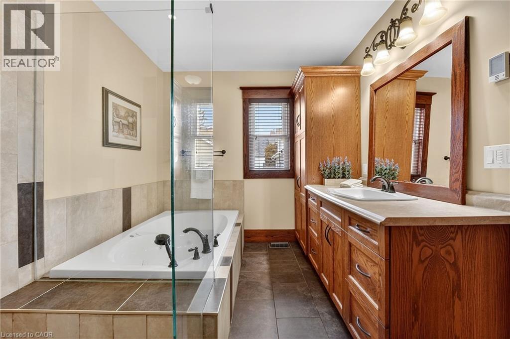 












3952 VICTORIA Avenue

,
Vineland,




Ontario
L0R2C0

