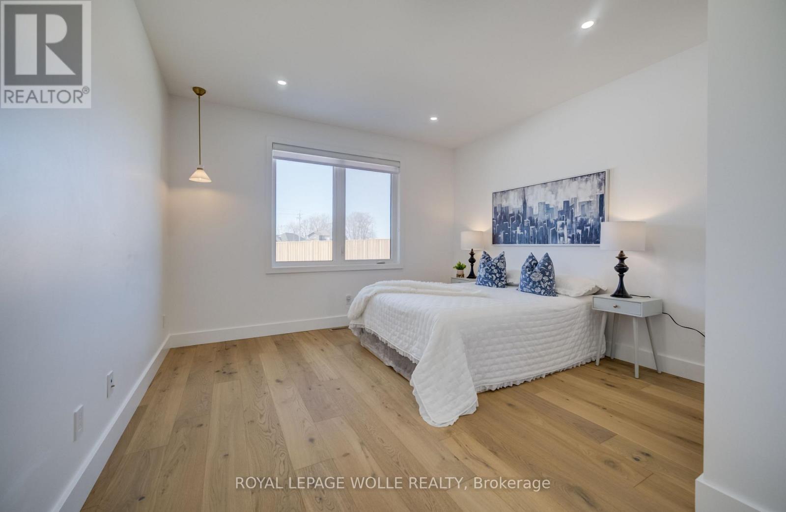 












311 ORR STREET

,
Stratford,




Ontario
N5A0J7

