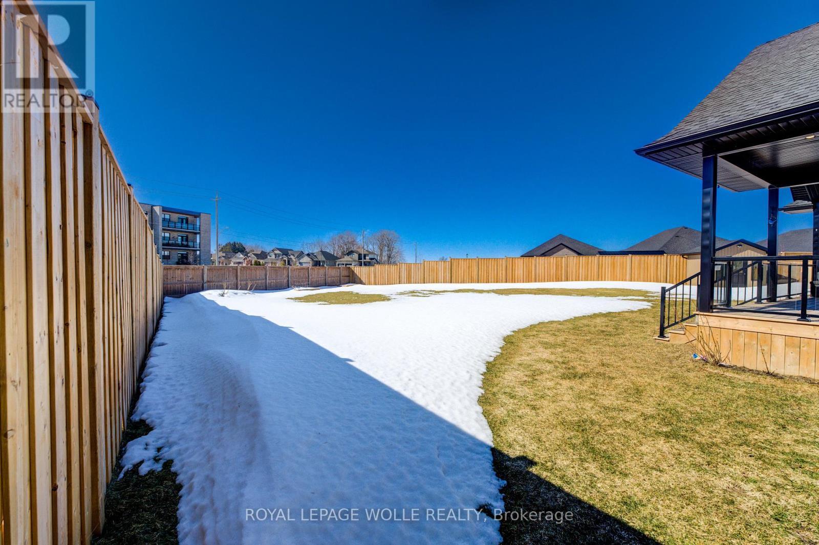 












311 ORR STREET

,
Stratford,




Ontario
N5A0J7

