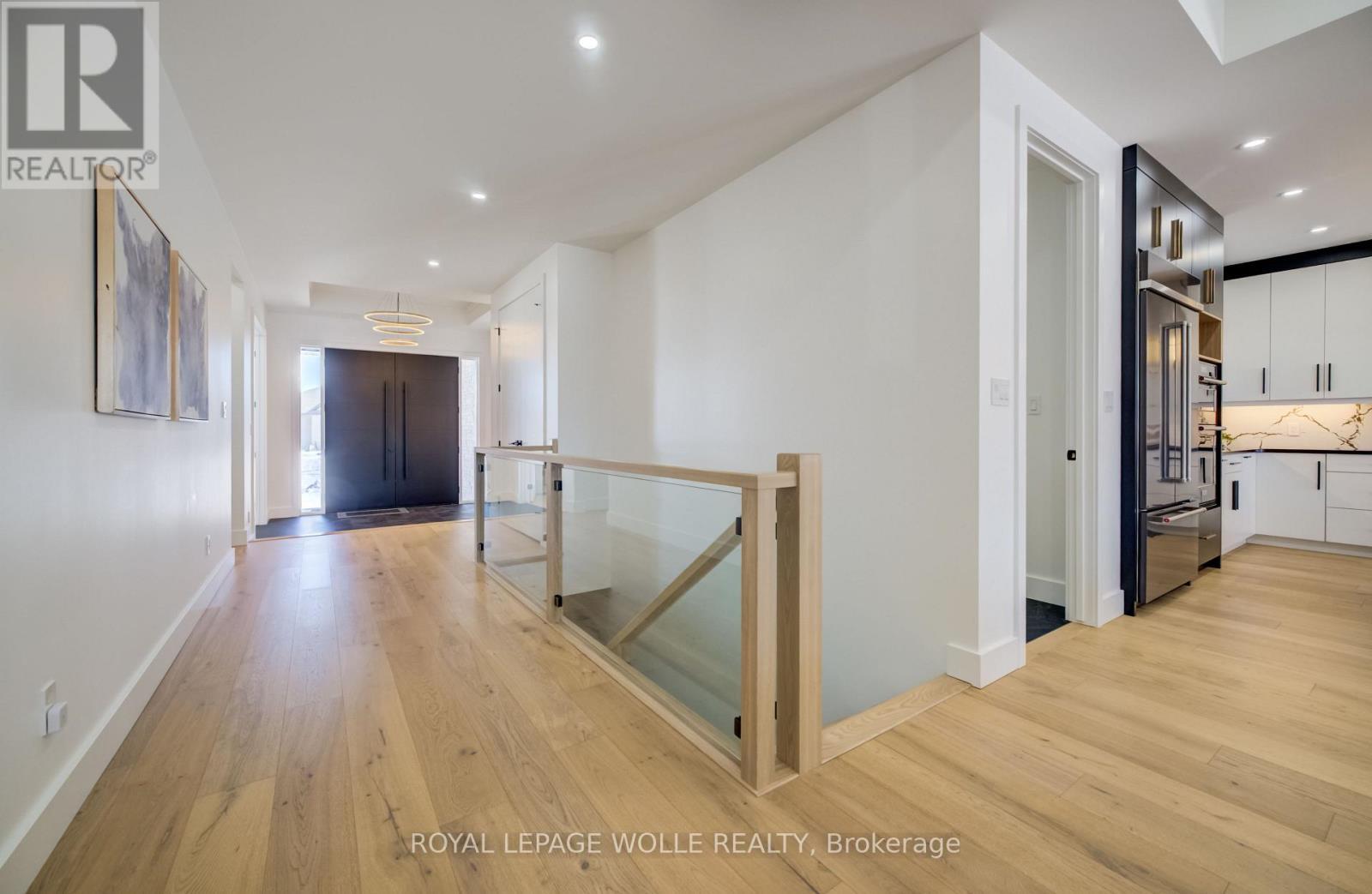 












311 ORR STREET

,
Stratford,




Ontario
N5A0J7

