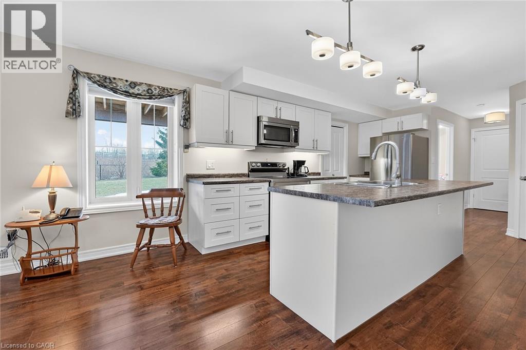 












166 MICHELLE Court

,
Welland,




Ontario
L3C0A2

