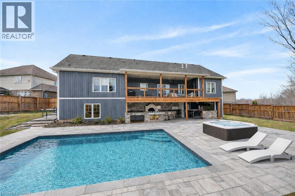 












166 MICHELLE Court

,
Welland,




Ontario
L3C0A2

