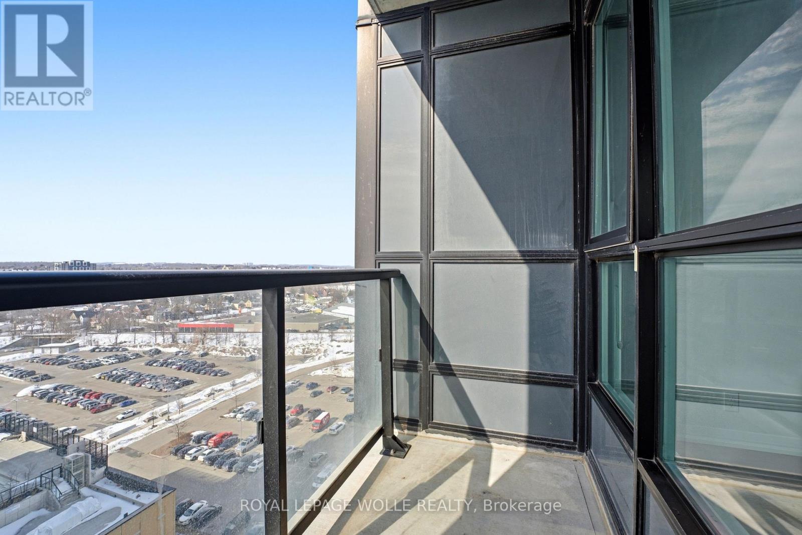 












16 - 104 GARMENT STREET

,
Waterloo,




Ontario
N2G0C8

