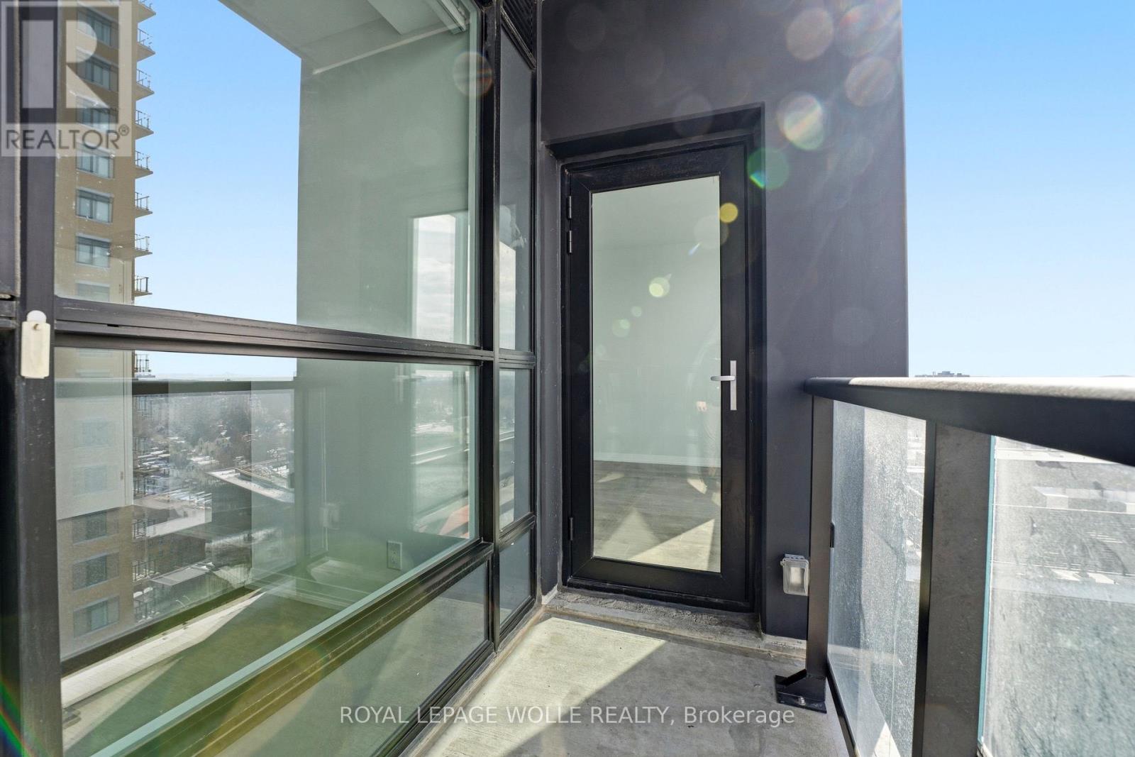 












16 - 104 GARMENT STREET

,
Waterloo,




Ontario
N2G0C8

