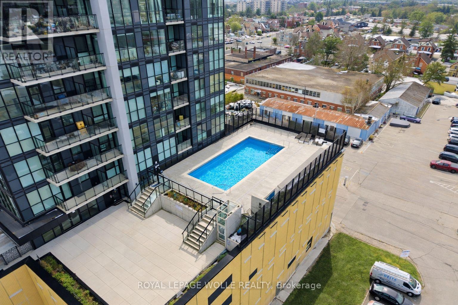 












16 - 104 GARMENT STREET

,
Waterloo,




Ontario
N2G0C8

