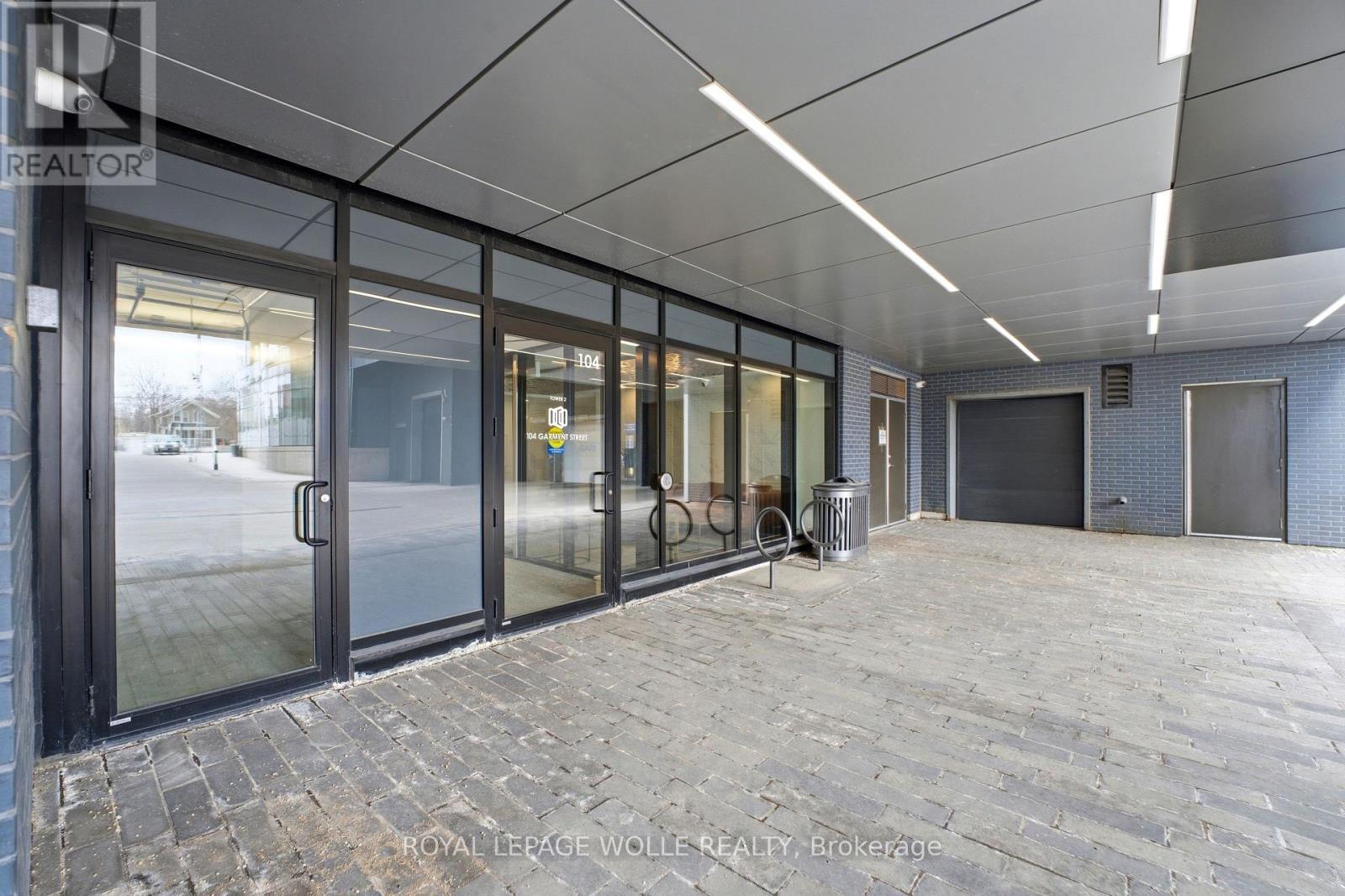 












16 - 104 GARMENT STREET

,
Waterloo,




Ontario
N2G0C8

