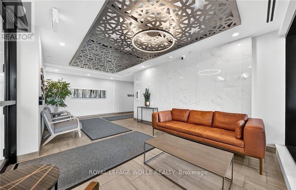 












16 - 104 GARMENT STREET

,
Waterloo,




Ontario
N2G0C8

