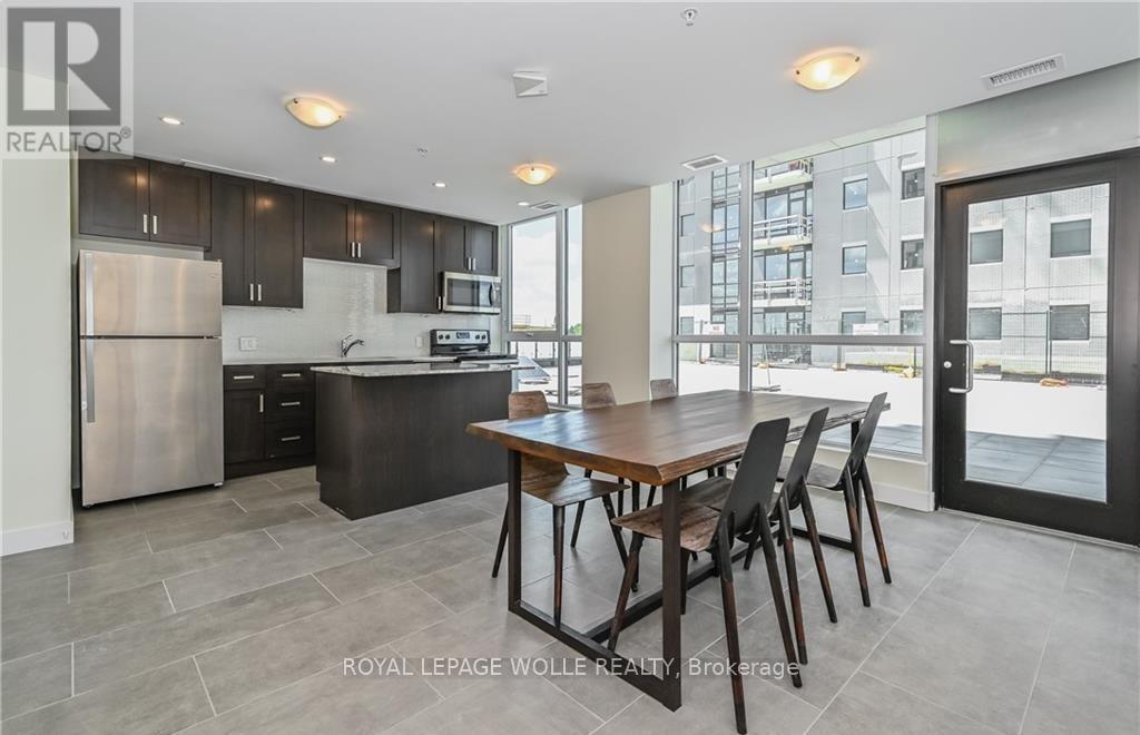 












16 - 104 GARMENT STREET

,
Waterloo,




Ontario
N2G0C8

