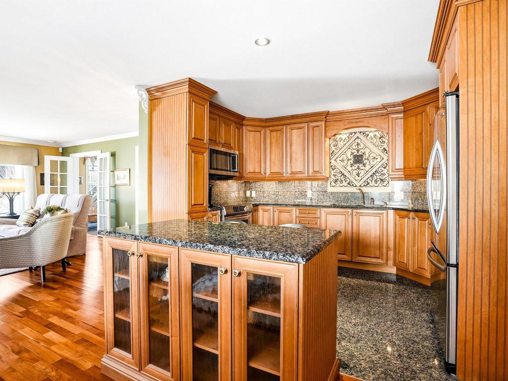









66


Rue Desjardins

, 1,
Magog,




QC
J1X5X8

