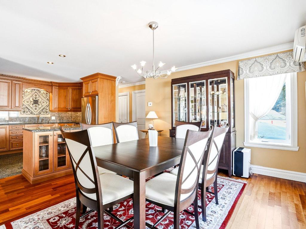 









66


Rue Desjardins

, 1,
Magog,




QC
J1X5X8

