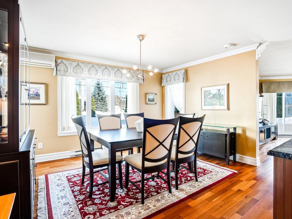 









66


Rue Desjardins

, 1,
Magog,




QC
J1X5X8

