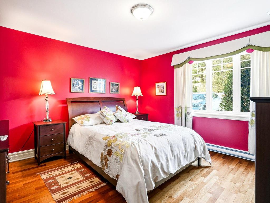 









66


Rue Desjardins

, 1,
Magog,




QC
J1X5X8

