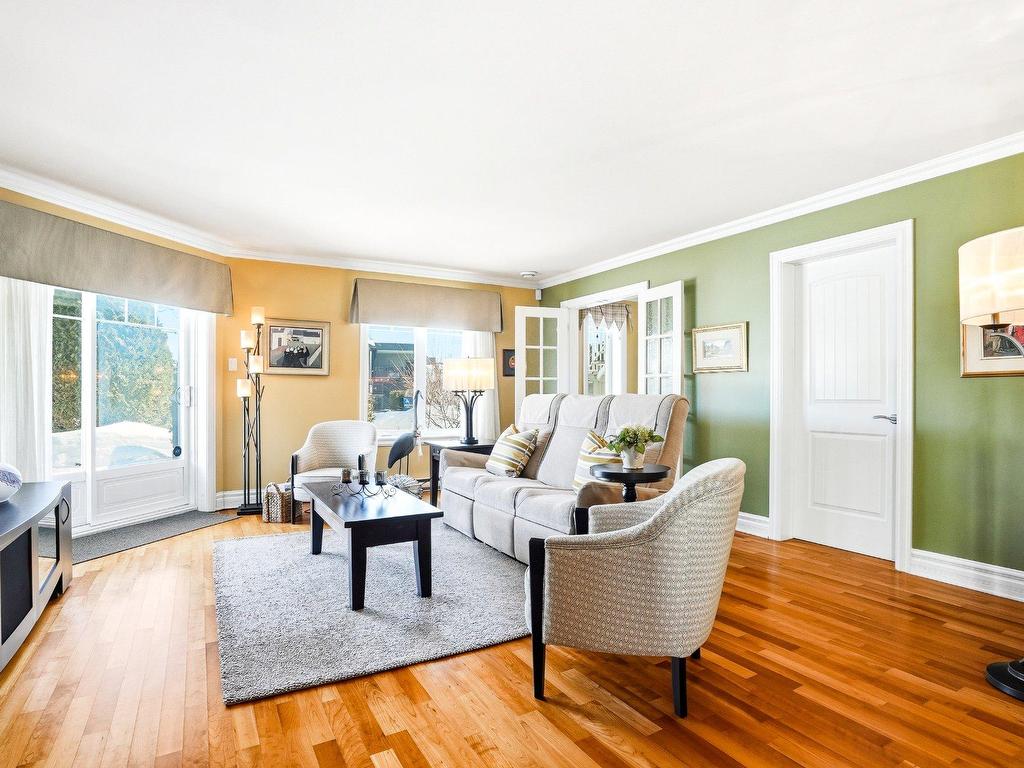 









66


Rue Desjardins

, 1,
Magog,




QC
J1X5X8

