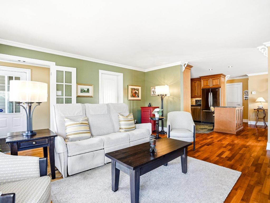 









66


Rue Desjardins

, 1,
Magog,




QC
J1X5X8

