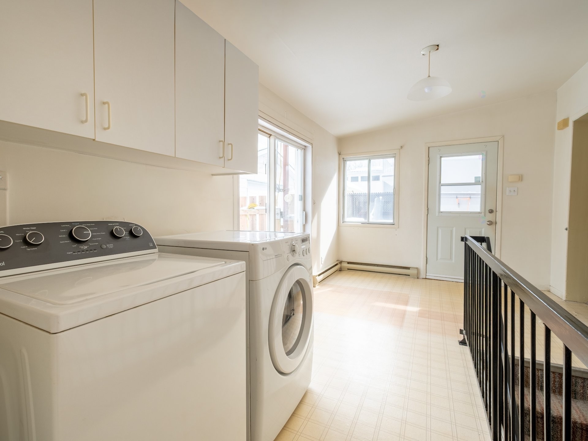 









90


Rue St-Marcel

,
Drummondville,




QC
J2B2C9

