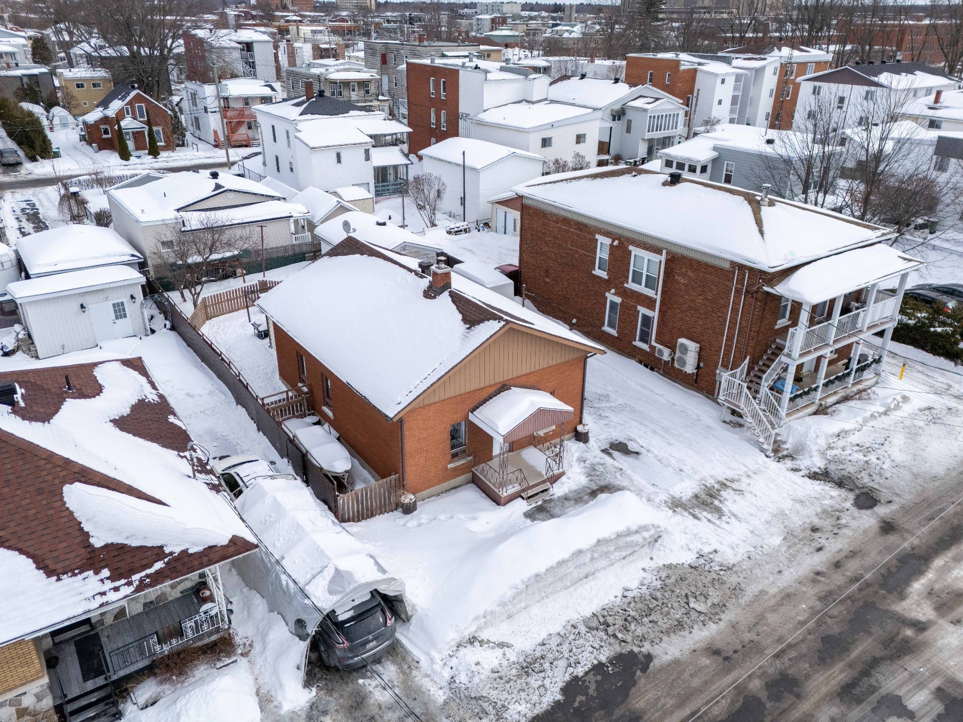 









90


Rue St-Marcel

,
Drummondville,




QC
J2B2C9

