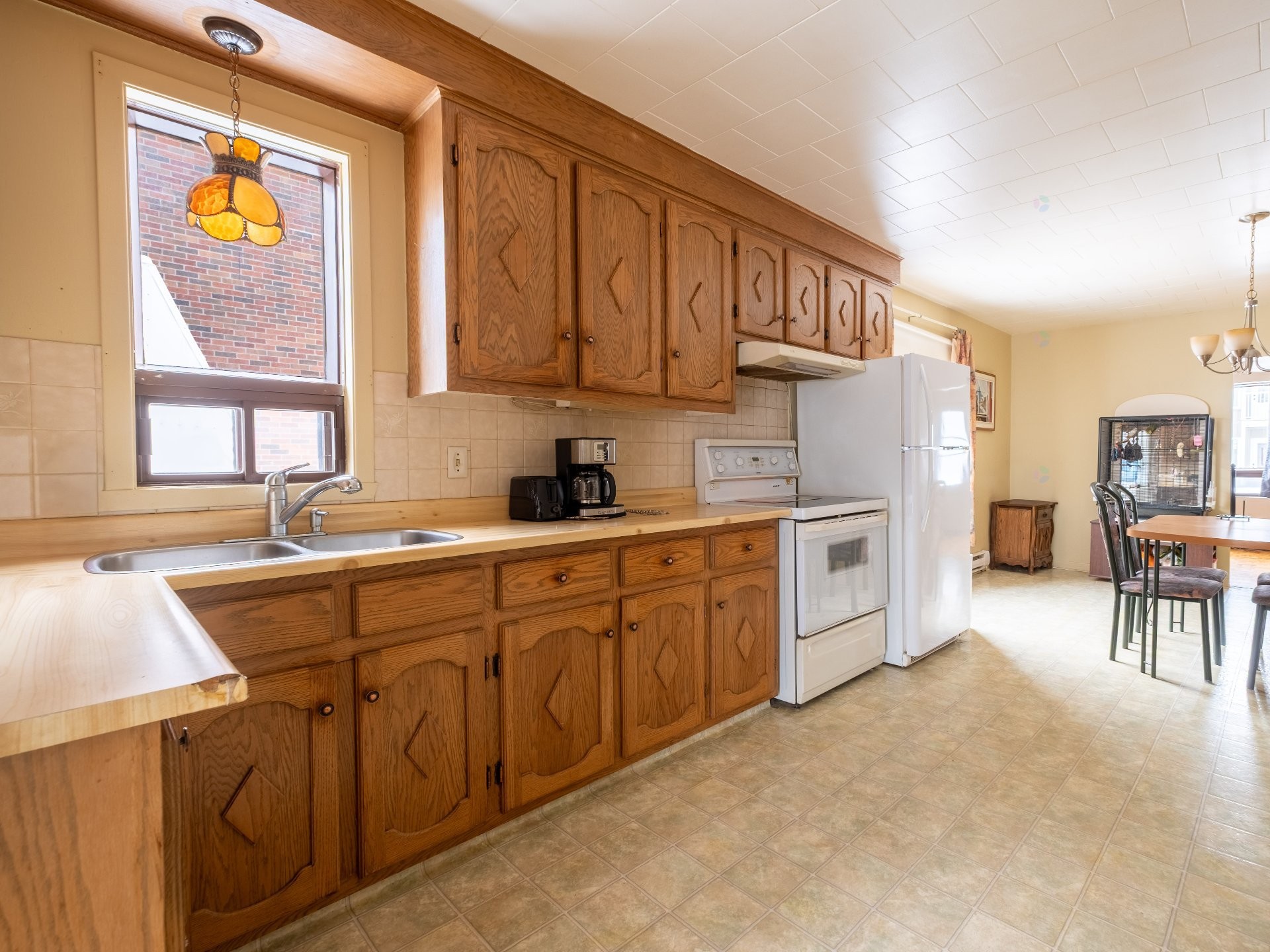 









90


Rue St-Marcel

,
Drummondville,




QC
J2B2C9

