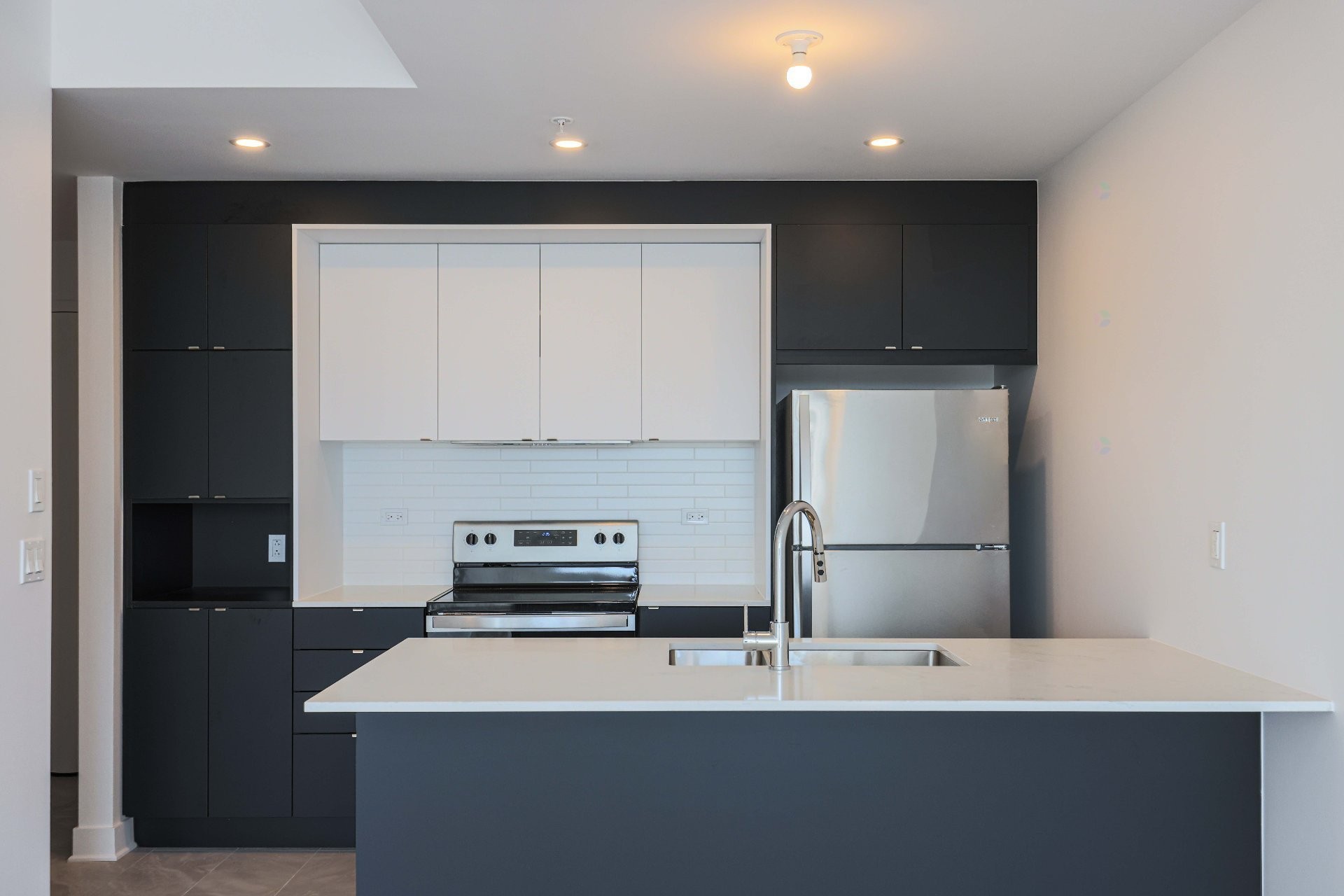 









5175


Rue MacKenzie

, 503,
Montréal (Côte-des-Neiges/Notre-Dame-de-Grâce),




QC
H3W0B3

