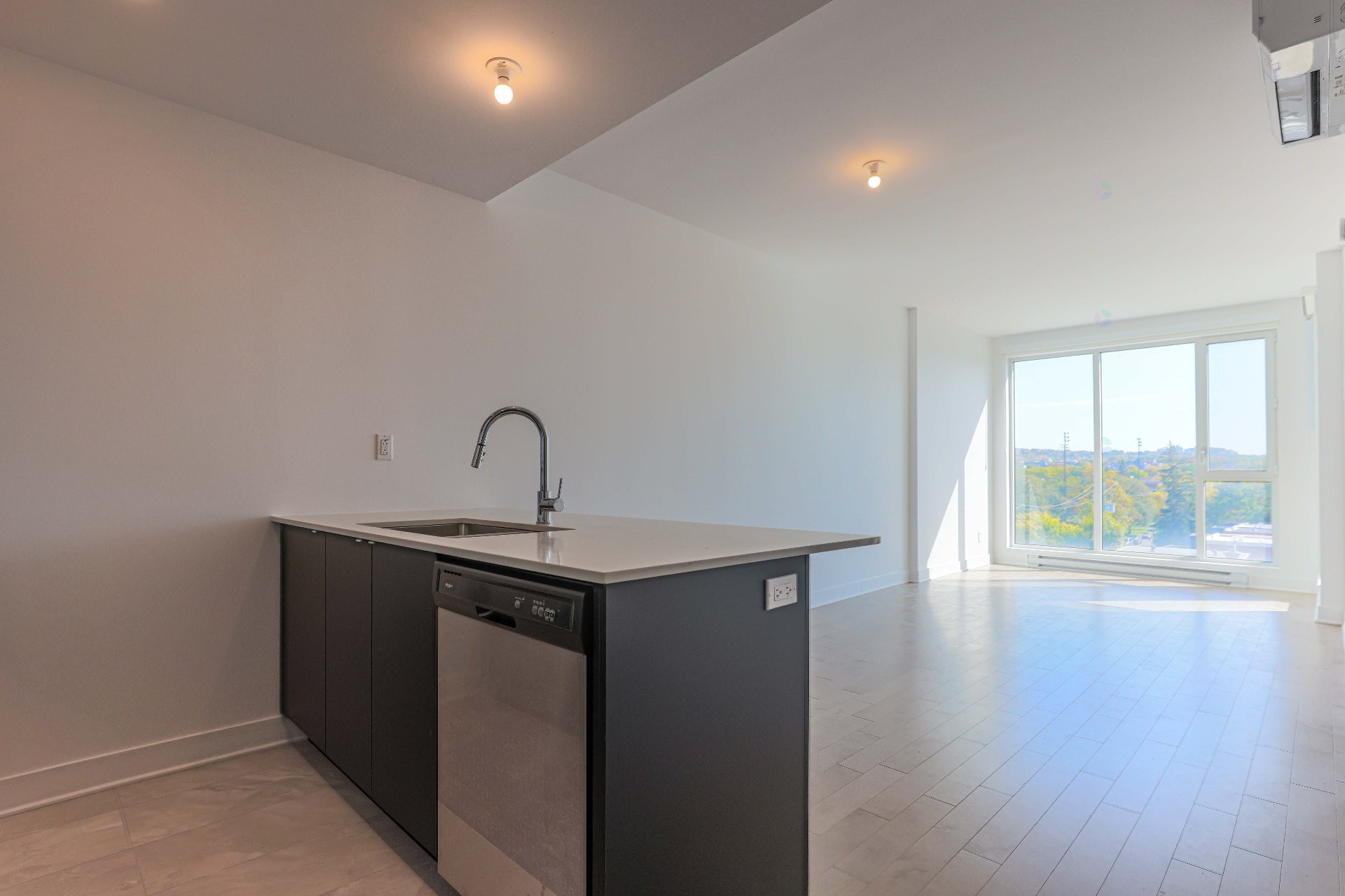 









5175


Rue MacKenzie

, 503,
Montréal (Côte-des-Neiges/Notre-Dame-de-Grâce),




QC
H3W0B3


