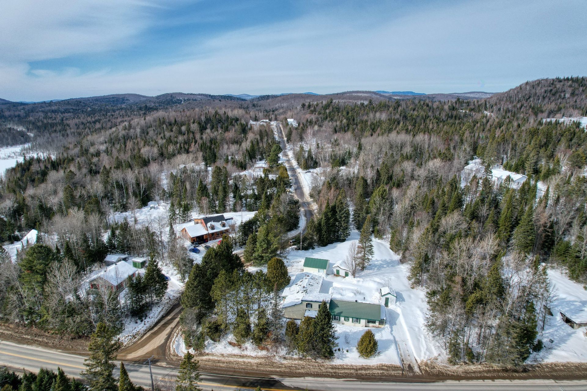









1102


Ch. de Ste-Lucie

,
Sainte-Lucie-des-Laurentides,




QC
J0T2J0

