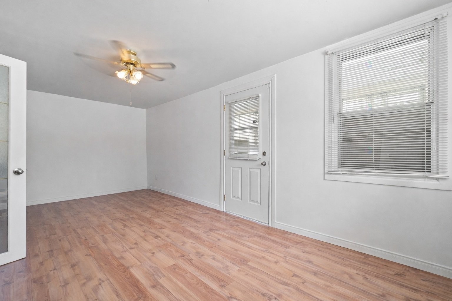 









1102


Ch. de Ste-Lucie

,
Sainte-Lucie-des-Laurentides,




QC
J0T2J0

