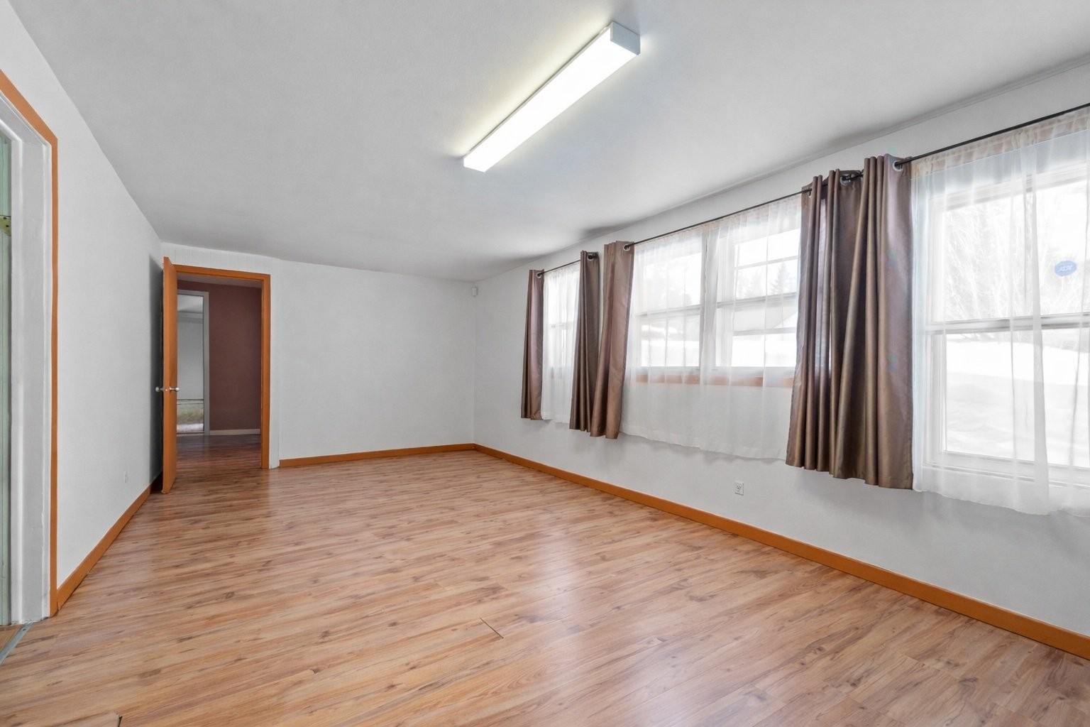 









1102


Ch. de Ste-Lucie

,
Sainte-Lucie-des-Laurentides,




QC
J0T2J0

