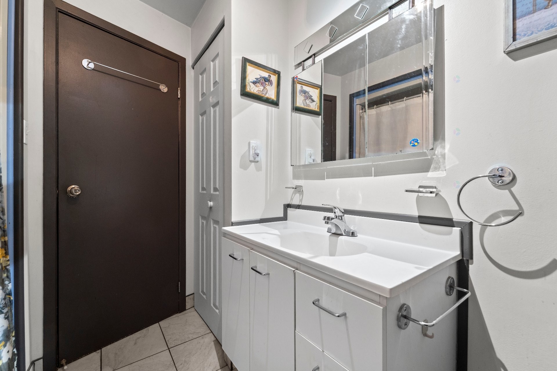 









1102


Ch. de Ste-Lucie

,
Sainte-Lucie-des-Laurentides,




QC
J0T2J0

