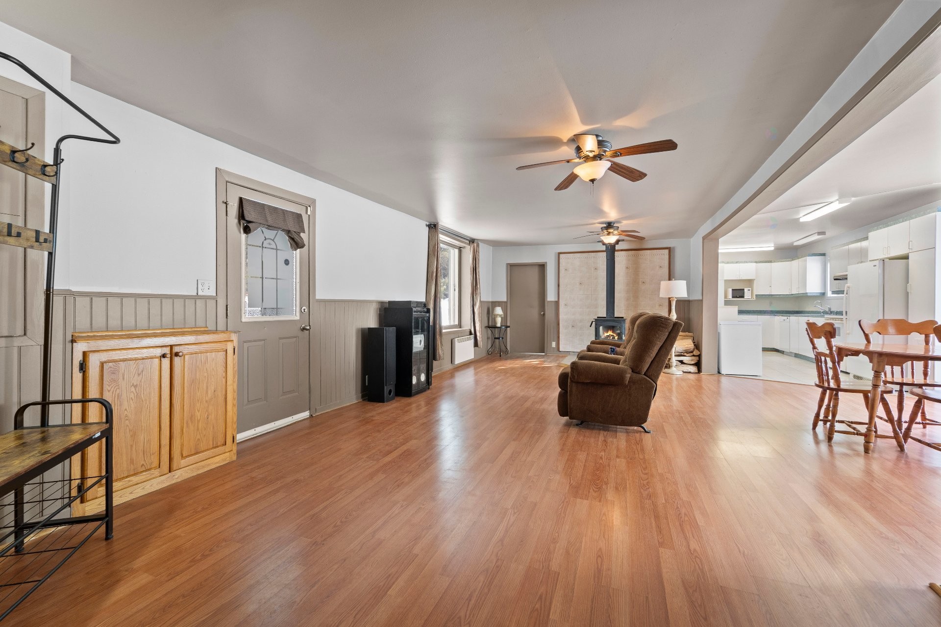 









1102


Ch. de Ste-Lucie

,
Sainte-Lucie-des-Laurentides,




QC
J0T2J0

