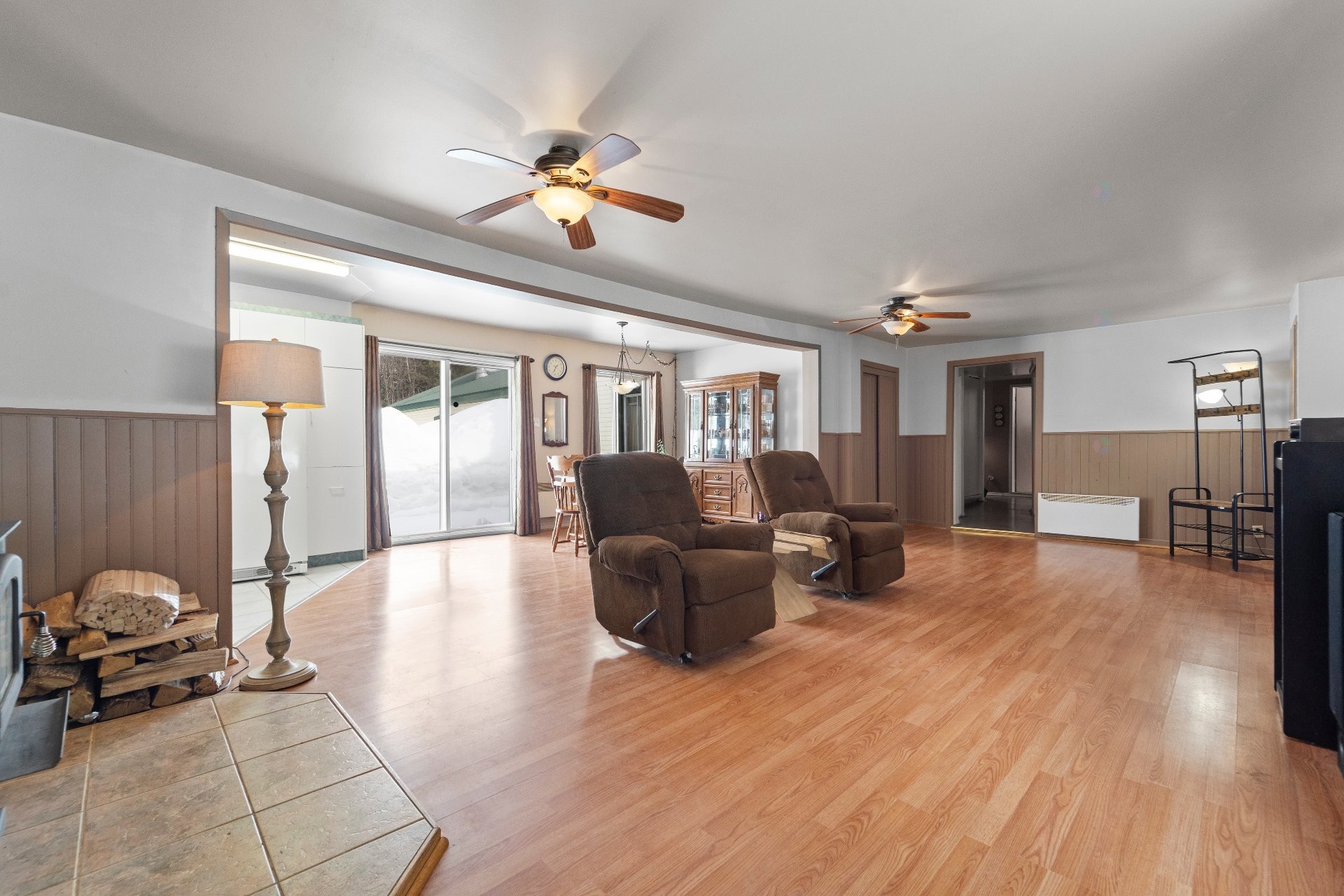 









1102


Ch. de Ste-Lucie

,
Sainte-Lucie-des-Laurentides,




QC
J0T2J0

