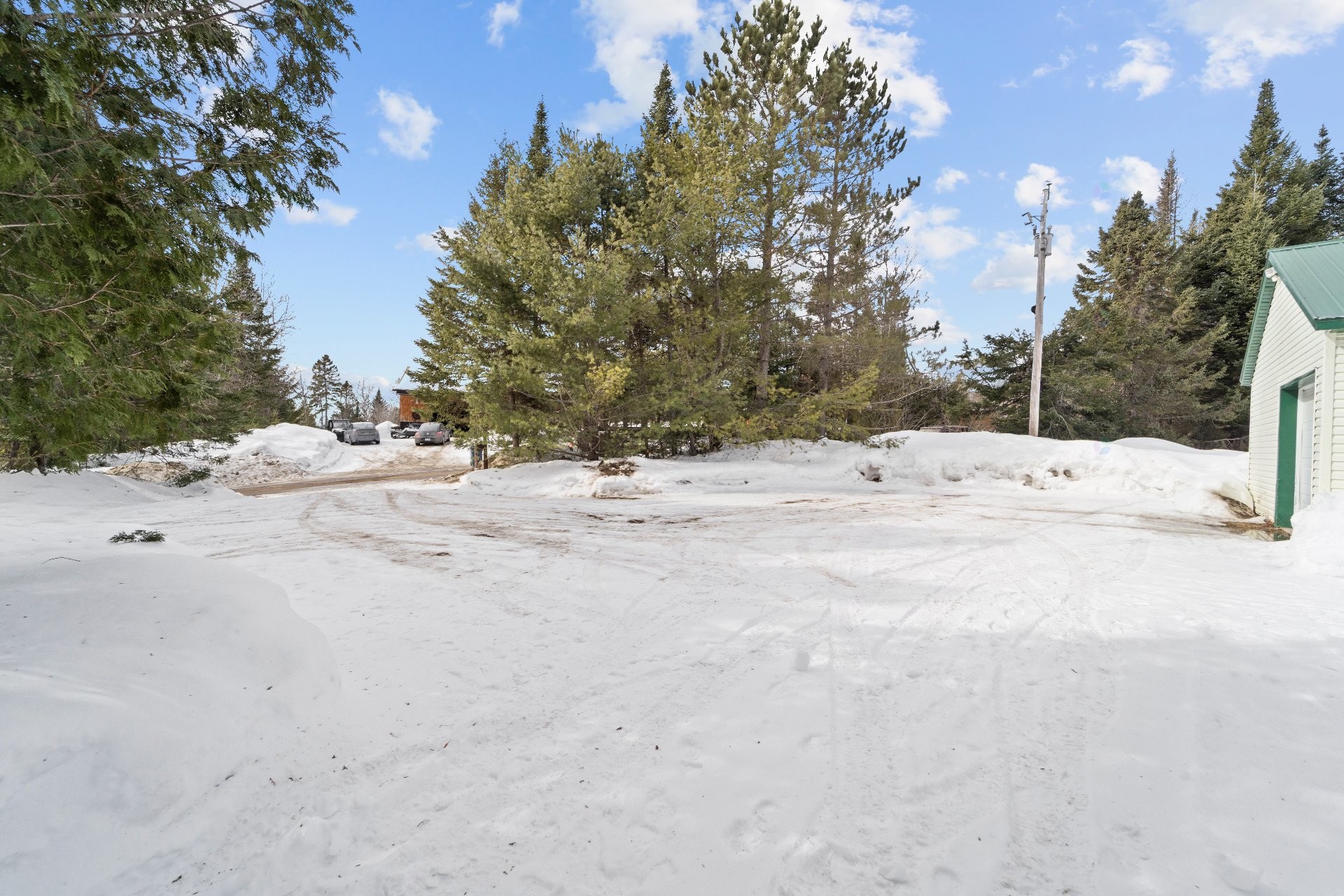 









1102


Ch. de Ste-Lucie

,
Sainte-Lucie-des-Laurentides,




QC
J0T2J0

