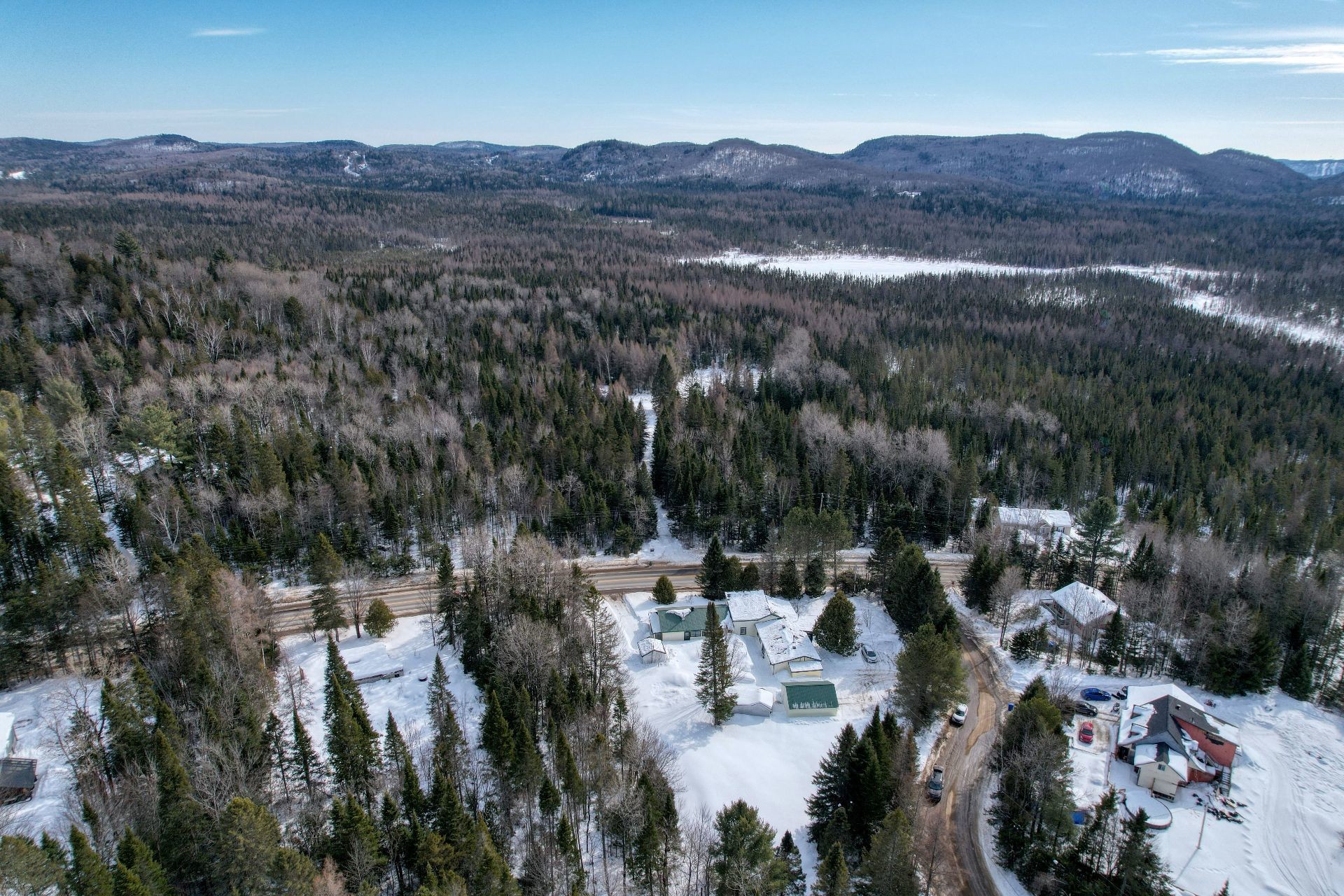 









1102


Ch. de Ste-Lucie

,
Sainte-Lucie-des-Laurentides,




QC
J0T2J0

