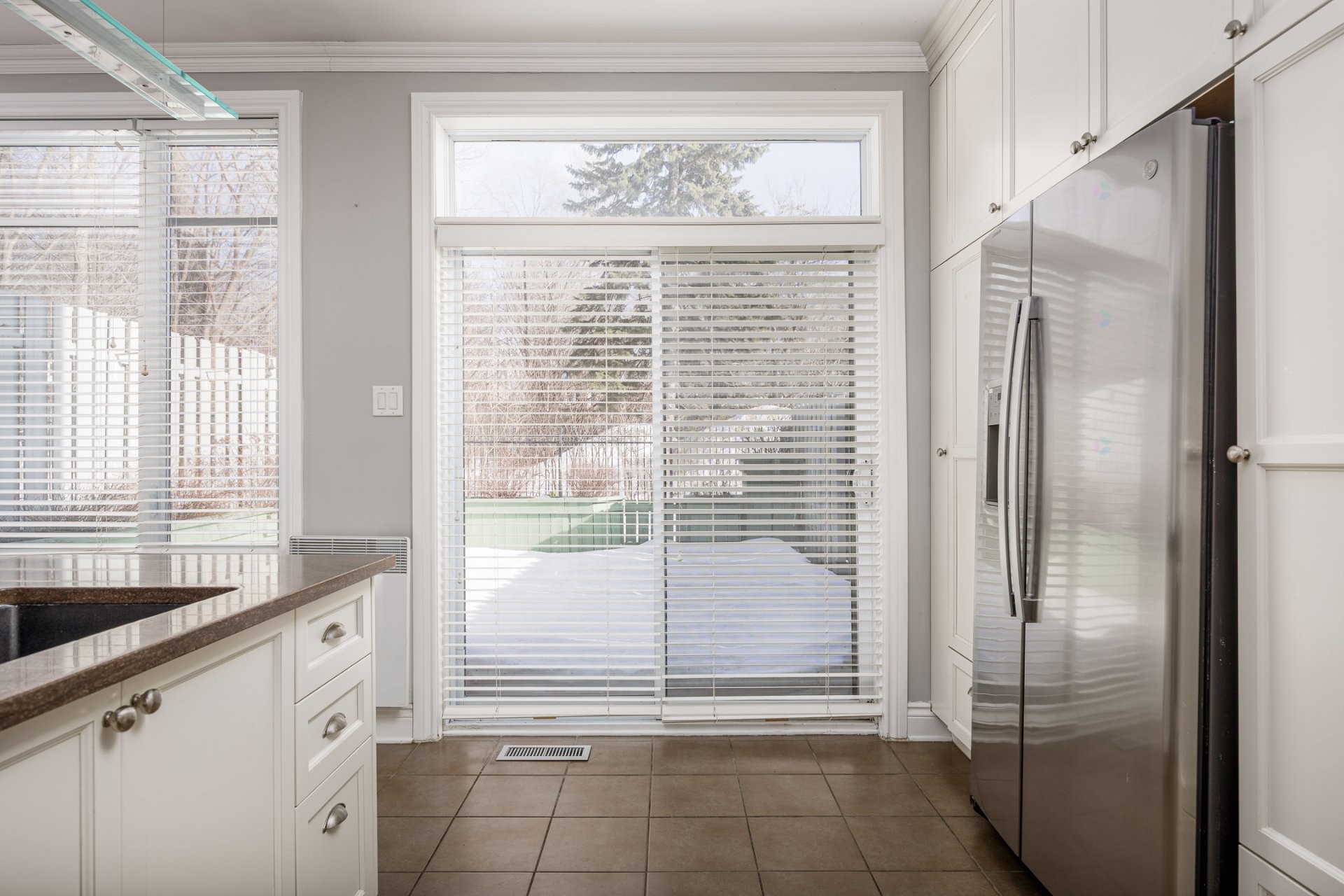 









4363


Boul. Décarie

,
Montréal (Côte-des-Neiges/Notre-Dame-de-Grâce),




QC
H4A3K4

