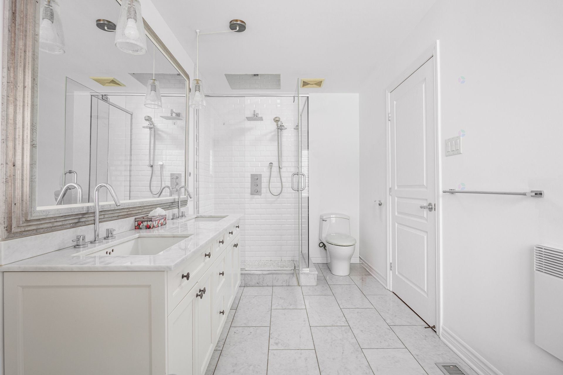 









4363


Boul. Décarie

,
Montréal (Côte-des-Neiges/Notre-Dame-de-Grâce),




QC
H4A3K4

