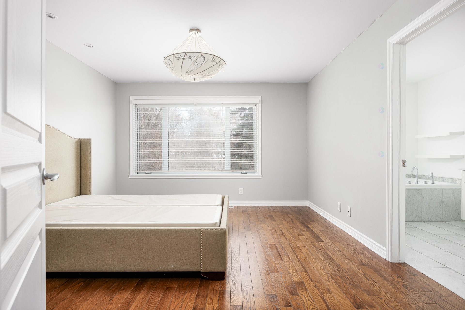 









4363


Boul. Décarie

,
Montréal (Côte-des-Neiges/Notre-Dame-de-Grâce),




QC
H4A3K4

