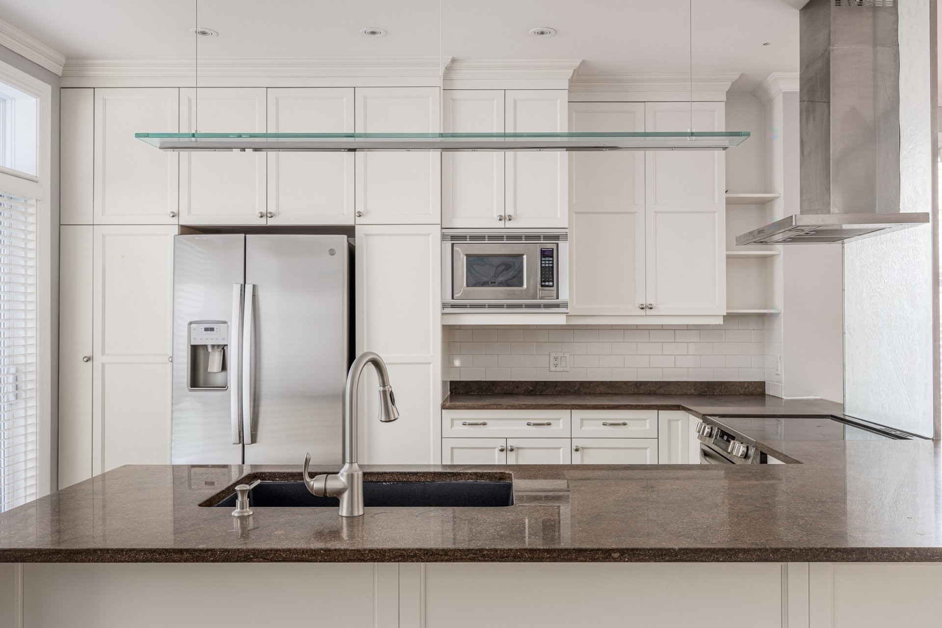 









4363


Boul. Décarie

,
Montréal (Côte-des-Neiges/Notre-Dame-de-Grâce),




QC
H4A3K4

