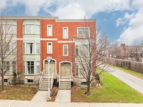 Featured Listing Photo 