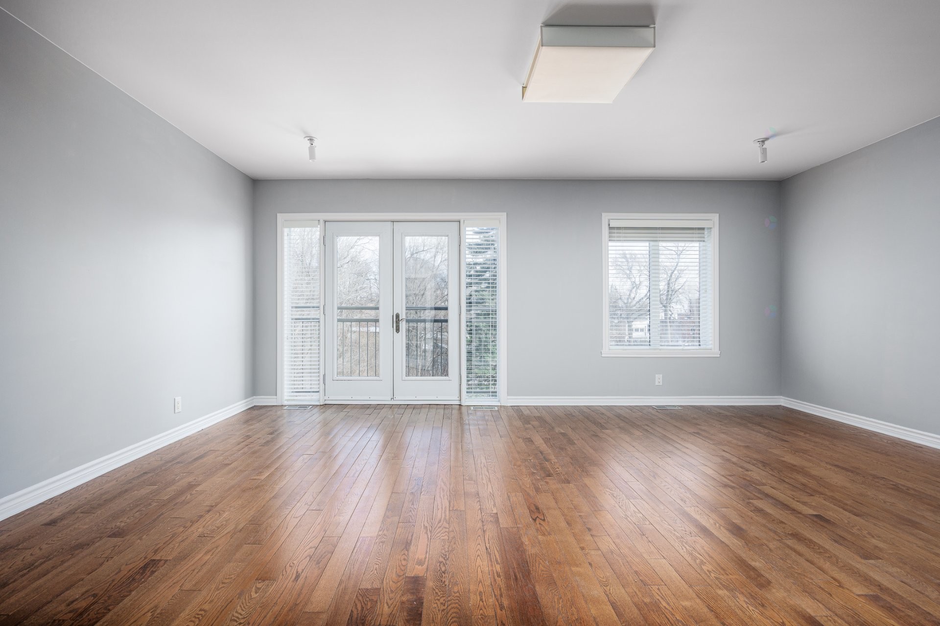 









4363


Boul. Décarie

,
Montréal (Côte-des-Neiges/Notre-Dame-de-Grâce),




QC
H4A3K4

