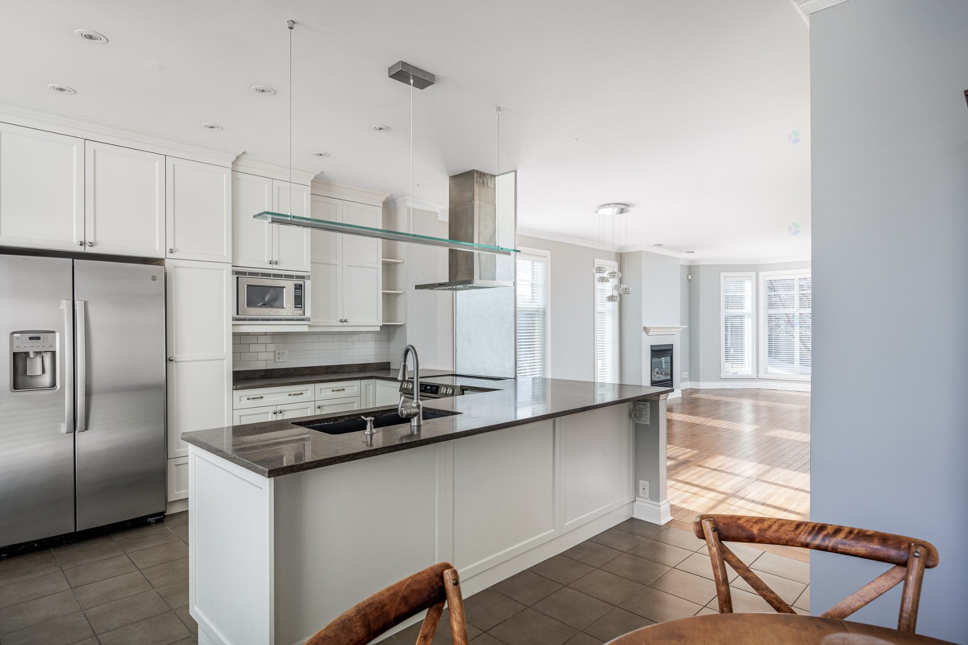 









4363


Boul. Décarie

,
Montréal (Côte-des-Neiges/Notre-Dame-de-Grâce),




QC
H4A3K4

