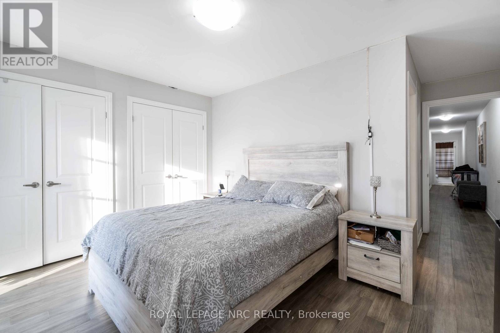 












233 LOUISE STREET

,
Welland (Lincoln/Crowland),




Ontario
L3B1S9

