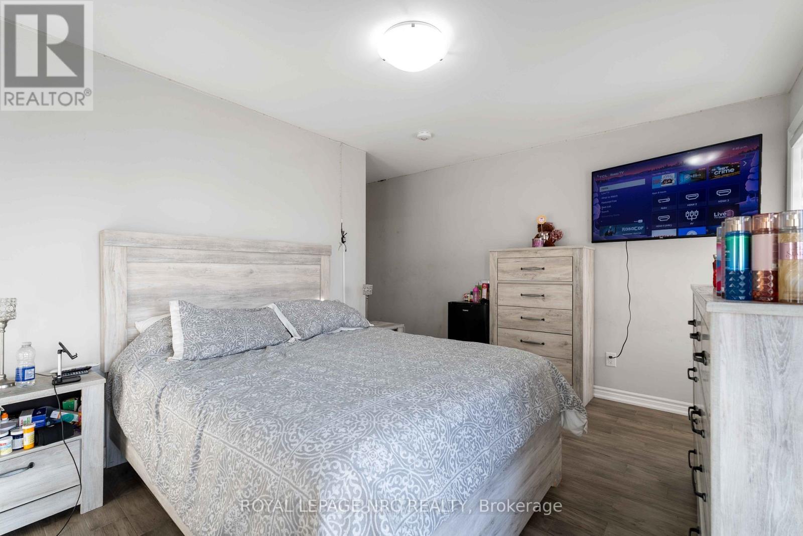 












233 LOUISE STREET

,
Welland (Lincoln/Crowland),




Ontario
L3B1S9

