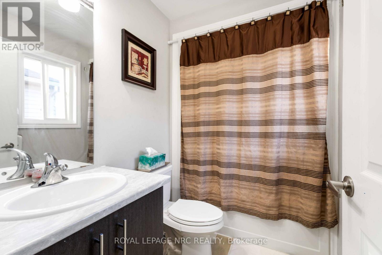 












233 LOUISE STREET

,
Welland (Lincoln/Crowland),




Ontario
L3B1S9

