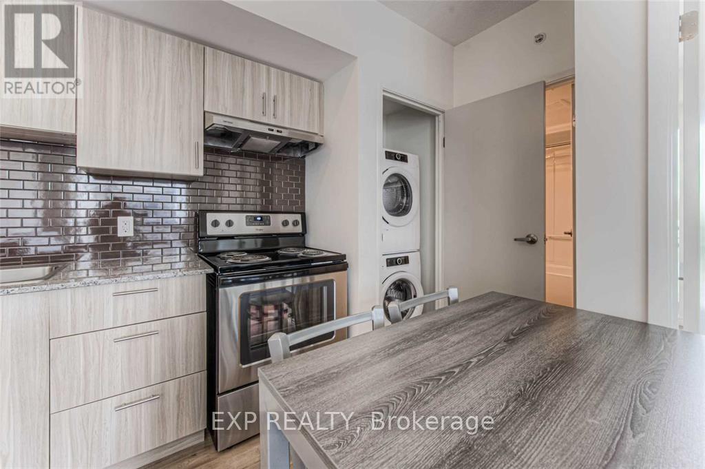 












F301 - 275 LARCH STREET

,
Waterloo,




Ontario
N2J3R2

