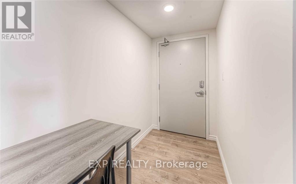 












F301 - 275 LARCH STREET

,
Waterloo,




Ontario
N2J3R2


