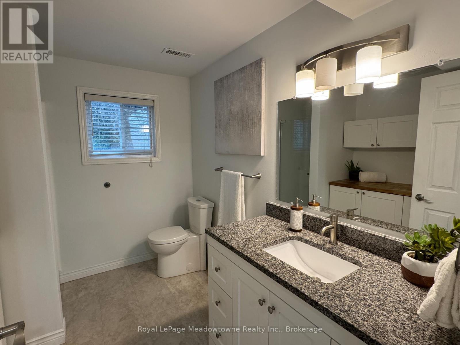 












13 THOMPSON DRIVE

,
Norfolk (Port Dover),




Ontario
N0A1N4

